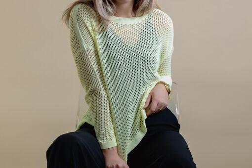 Strickpullover mit Lochmuster