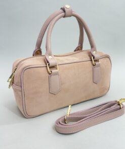 Klein aber fein – Rauledertasche in Rosa