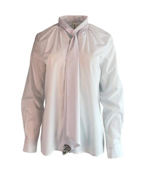 Alternative view of Weiße Bluse mit edlem silbernem Detail