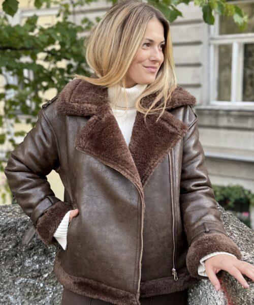 Winterjacke aus Veganem Leder in Braun